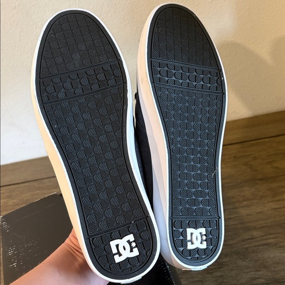 NIB [DC] Standard TX Low Charcoal Gray Canvas Skater Sneakers Shoes Men's 7.5 - Picture 12 of 13